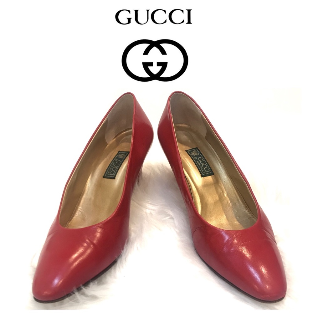 VINTAGE GUCCI RED HEELED PUMPS